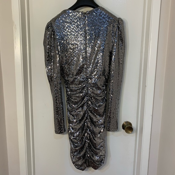 BCBG MAXAZRIA Shiny dress - Picture 4 of 5